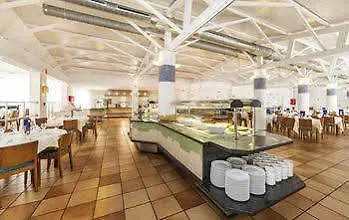 九重葛全球酒店 *